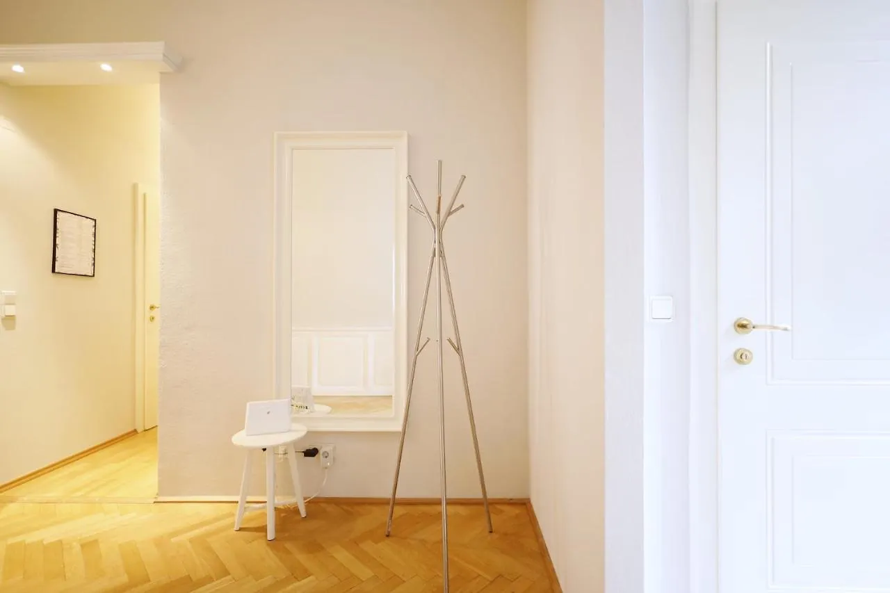 Heymi Apartments Karlsplatz Βιέννη